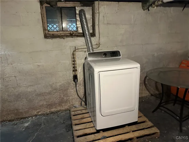 $149,000 | 1900 Caroline Street, Utica, NY 13502