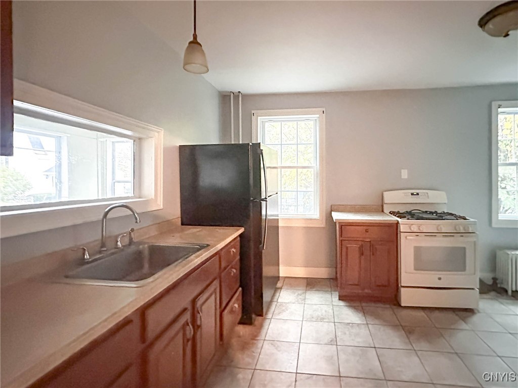 1900 Caroline Street Utica, NY 13502 - Photo 10 of 35