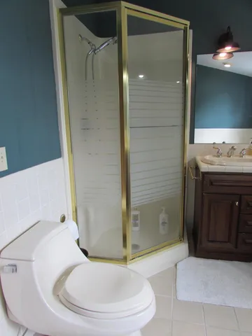 $479,975 | 1334 Oak Beach Drive, Fairmont, MN 56031