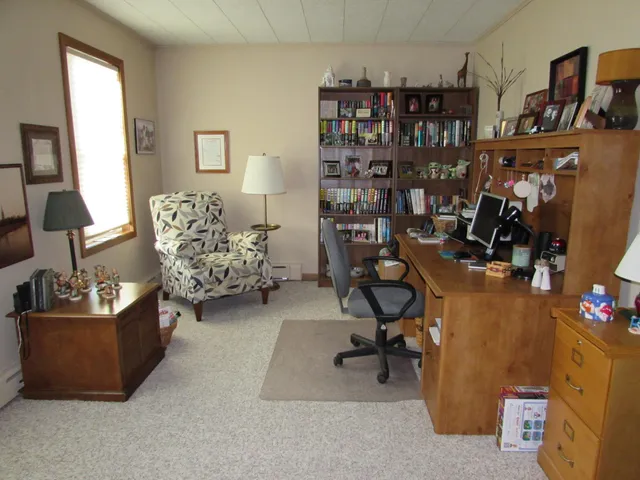 $479,975 | 1334 Oak Beach Drive, Fairmont, MN 56031