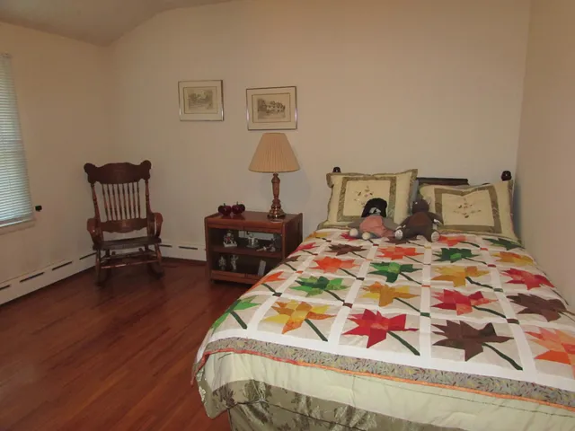 $468,500 | 1334 Oak Beach Drive, Fairmont, MN 56031