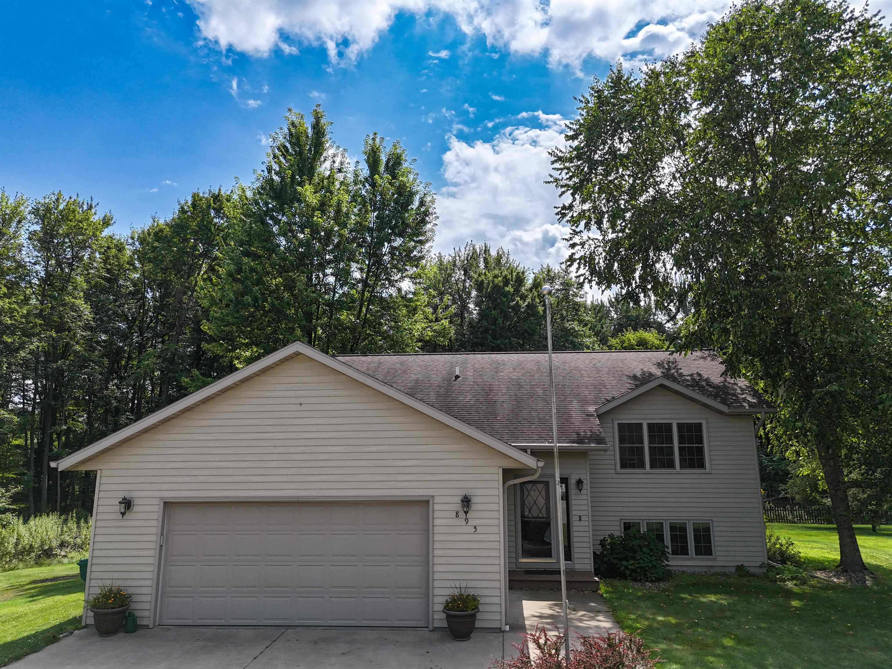 895 Waterworks Road Nekoosa, WI 54457 - Photo 5 of 63