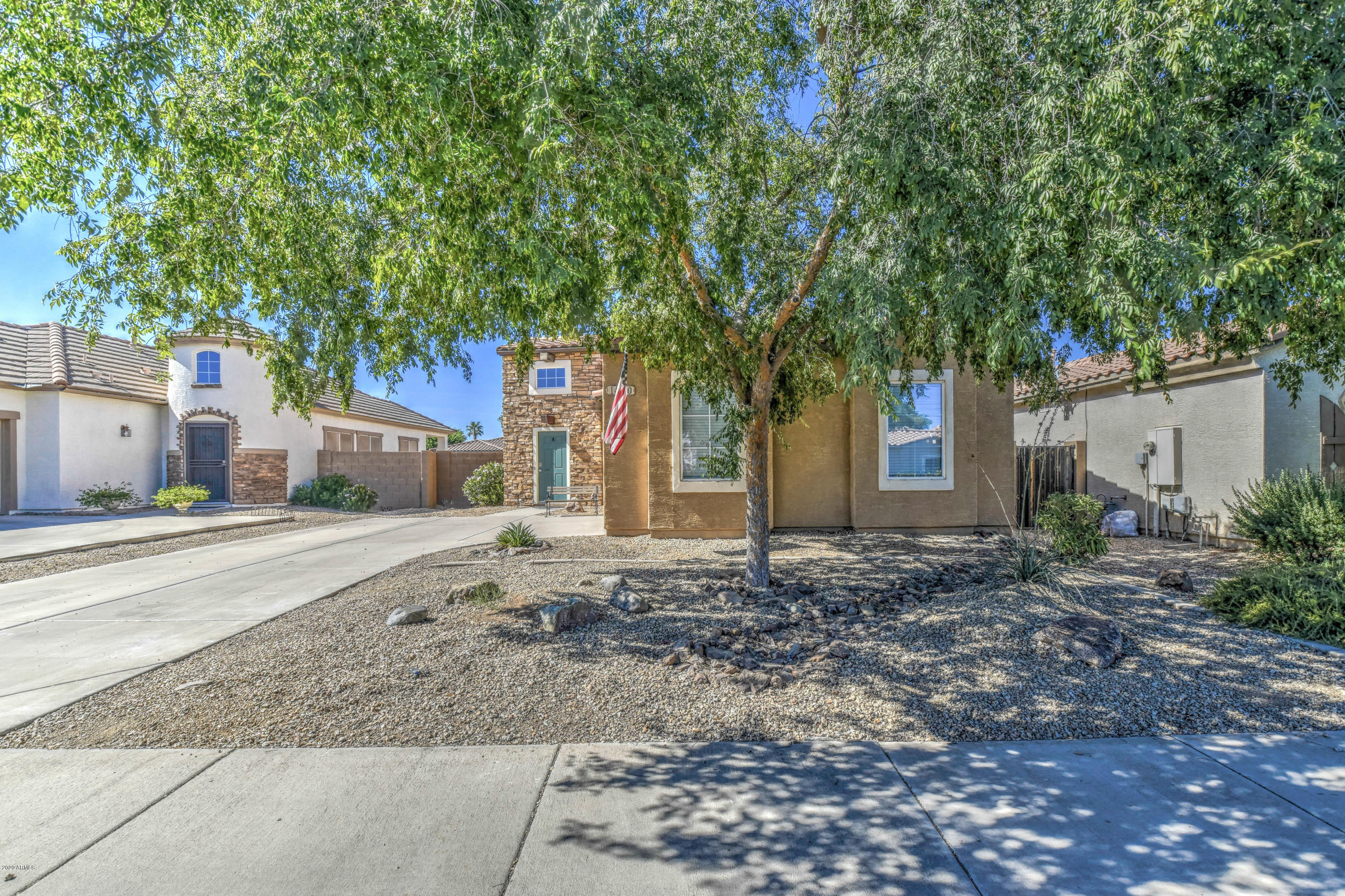14820 West Wethersfield Road Surprise, AZ 85379 - Photo 5 of 18 front 3