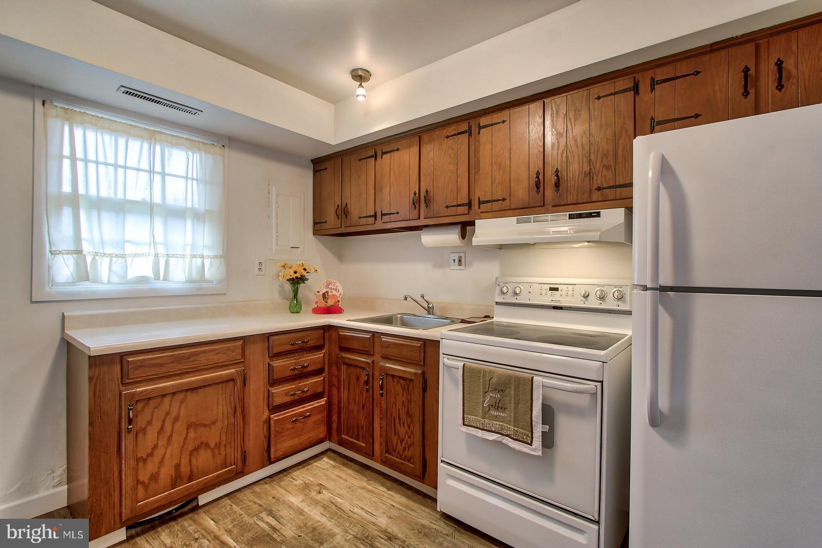 1730 Devers Road York, PA 17404 - Photo 4 of 20