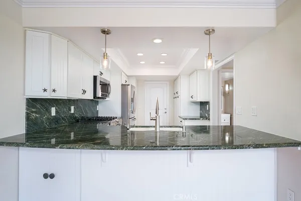 $5,985 | 26056 Vista Dana Point, Unit 64, Dana Point, CA 92624