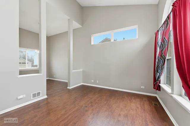 $350,000 | 109 Old Post Road, Oswego, IL 60543