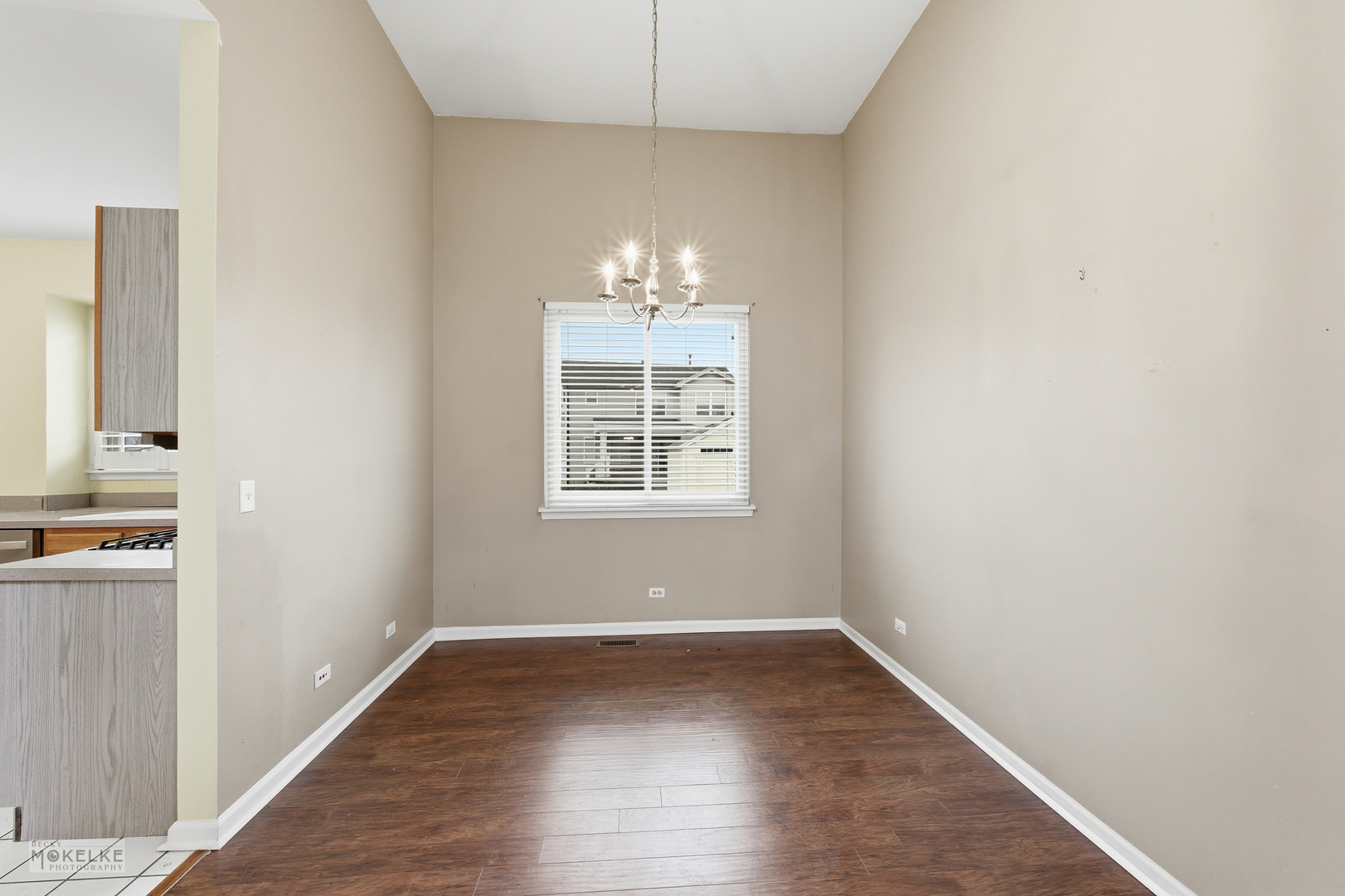 109 Old Post Road Oswego, IL 60543 - Photo 8 of 30