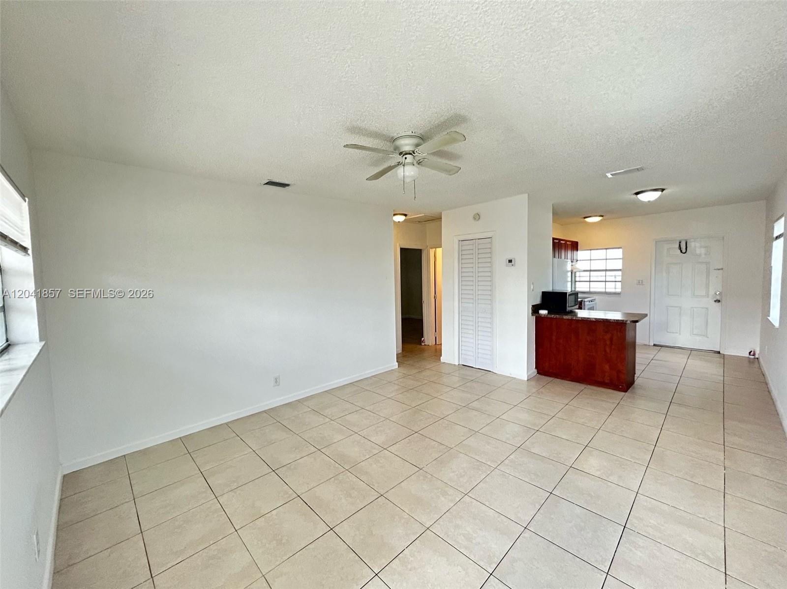 990 Phippen Waiters Road Dania Beach, FL 33004 - Photo 4 of 8