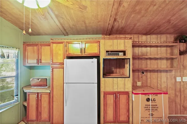 $110,000 | 32410 North Ivy Bend Road, Stover, MO 65078