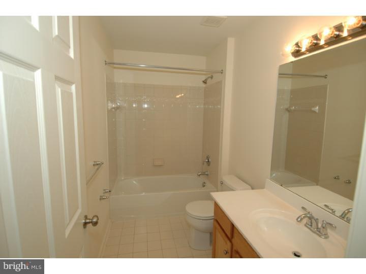 32 Lardner Road Burlington, NJ 08016 - Photo 13 of 25 Bathroom