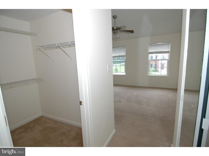 32 Lardner Road Burlington, NJ 08016 - Photo 18 of 25 Bedroom - Main