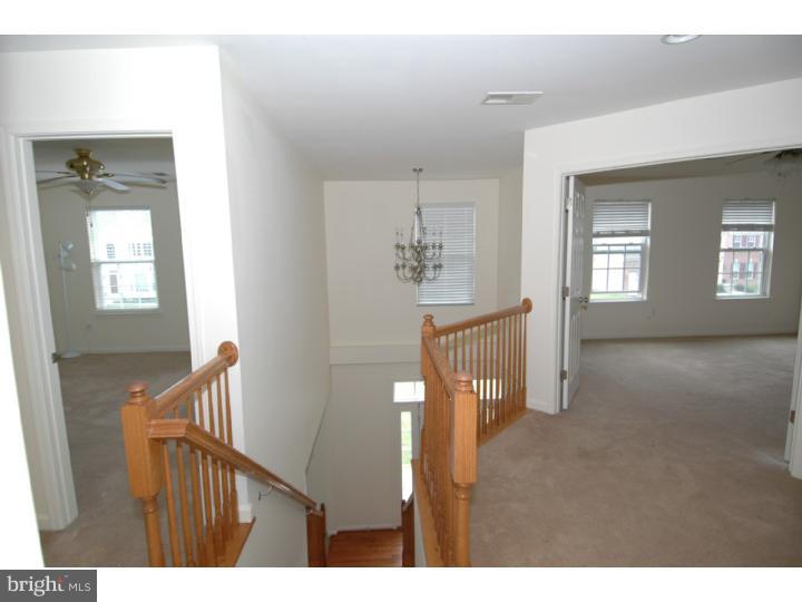 32 Lardner Road Burlington, NJ 08016 - Photo 10 of 25 Hallway