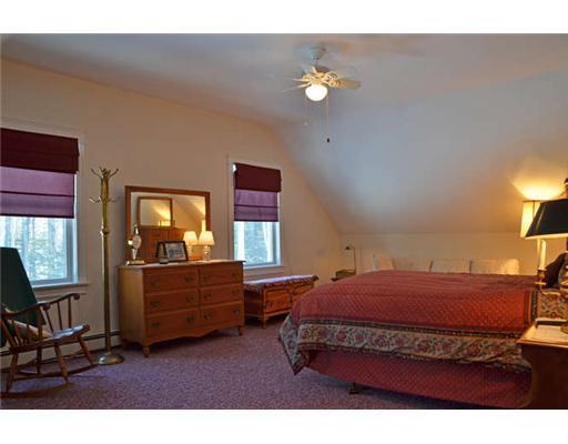 26 Arnold Road Freeport, ME 04032 - Photo 22 of 25 Bedroom.