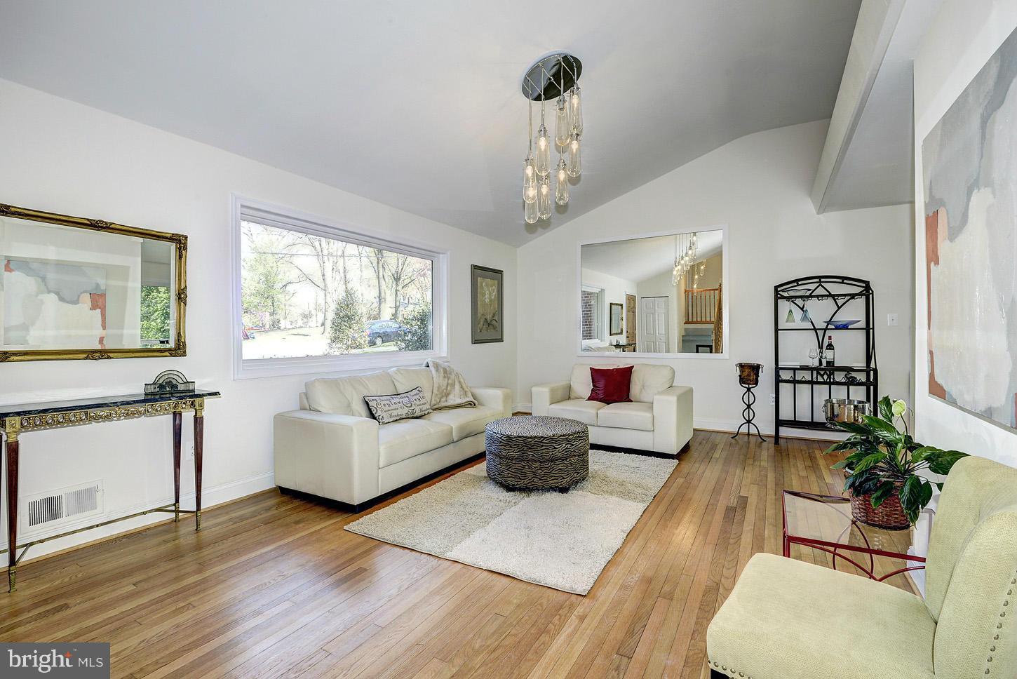 8808 Spring Valley Road Chevy Chase, MD 20815 - Photo 2 of 24 Living Room