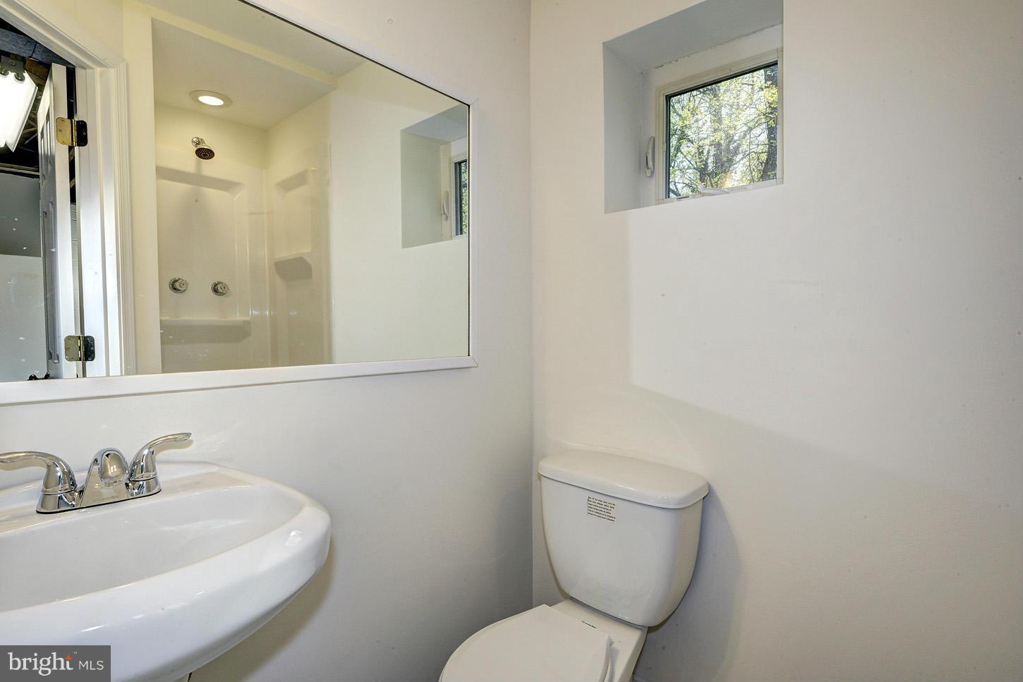 8808 Spring Valley Road Chevy Chase, MD 20815 - Photo 16 of 24 Bath