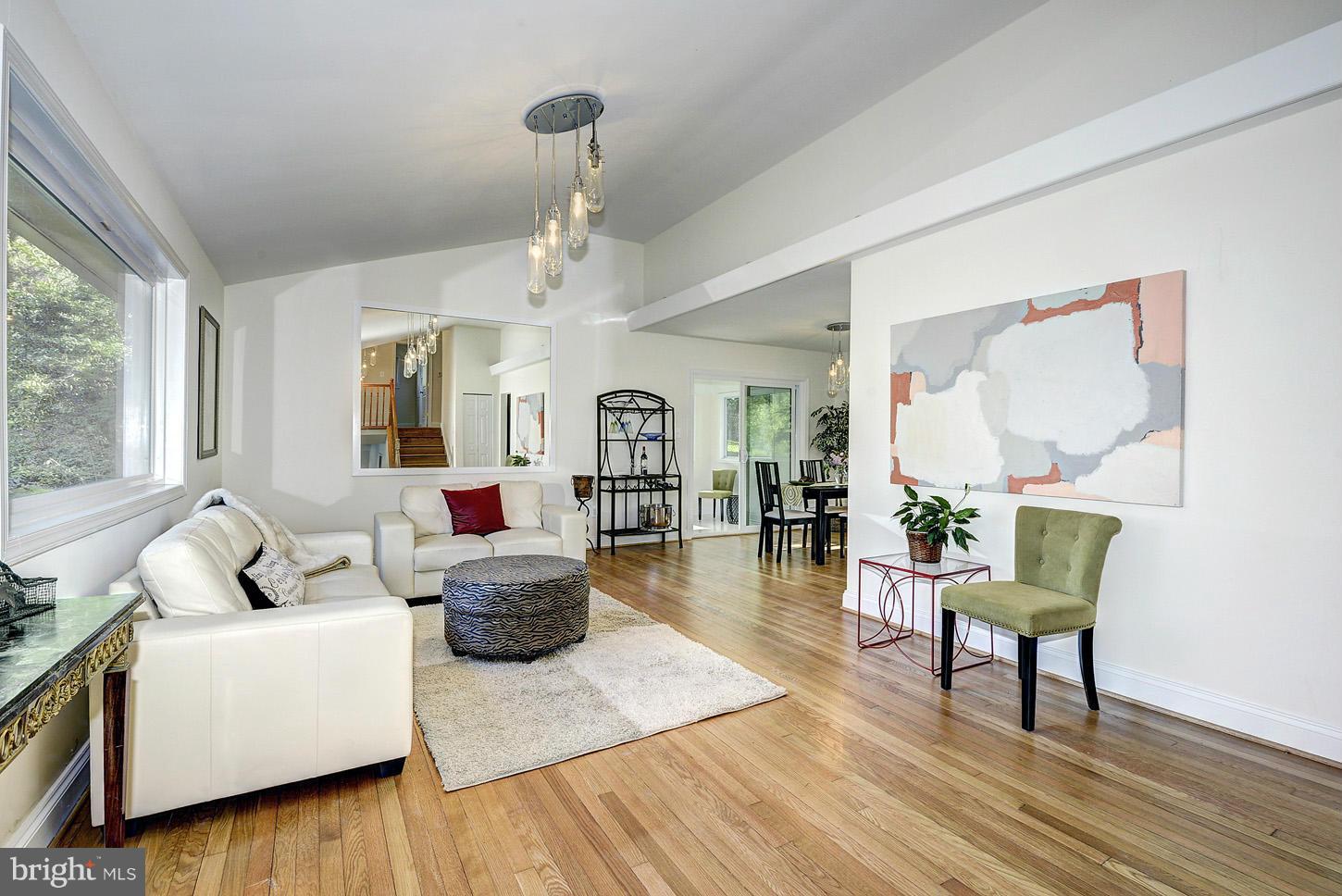 8808 Spring Valley Road Chevy Chase, MD 20815 - Photo 3 of 24 Living Room