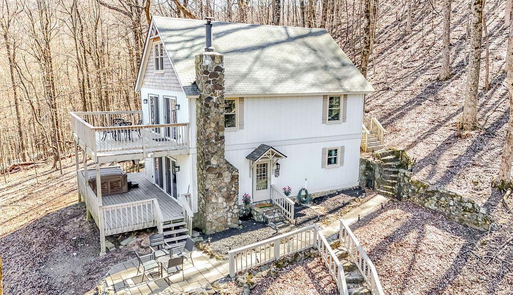 1006 Chestnut Cove Trail Jasper, GA 30143 - Photo 2 of 33 a view of a house with a yard