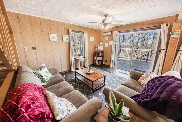 $395,000 | 1006 Chestnut Cove Trail, Jasper, GA 30143