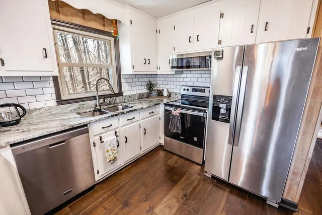 $395,000 | 1006 Chestnut Cove Trail, Jasper, GA 30143