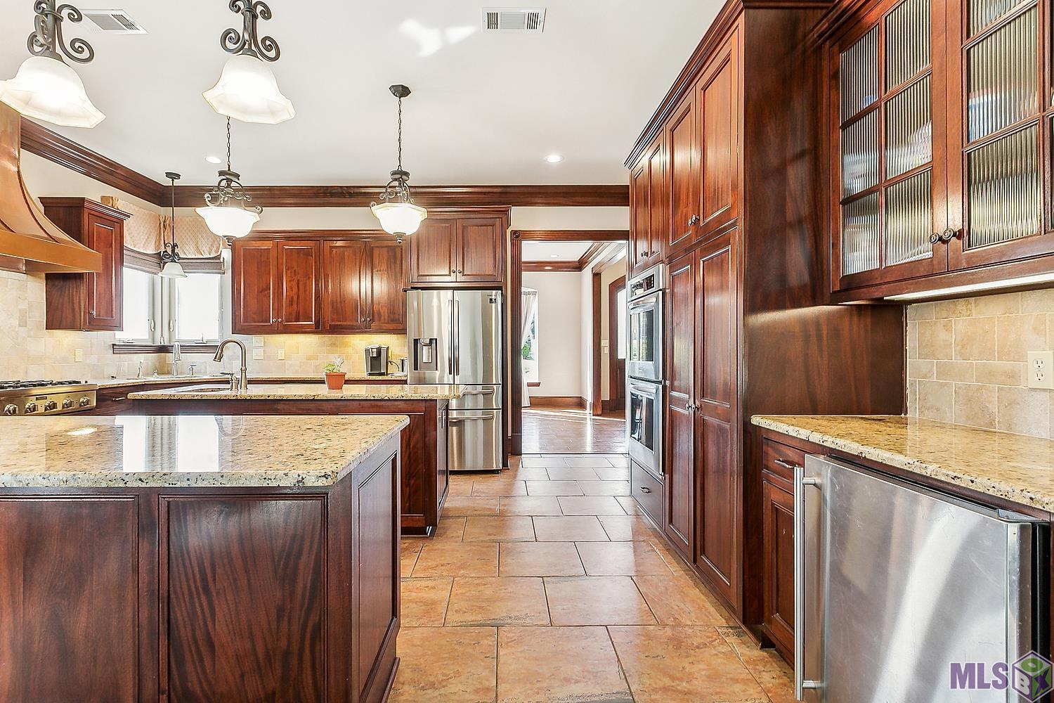 38047 Maple Ridge Drive Prairieville, LA 70769 - Photo 8 of 27 Gallery Image 8