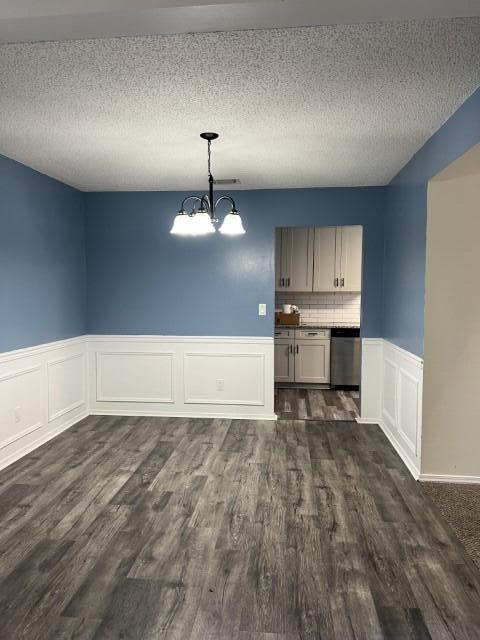 5 Neptune Drive Mary Esther, FL 32569 - Photo 4 of 32 a view of a kitchen with a sink and a stove top oven