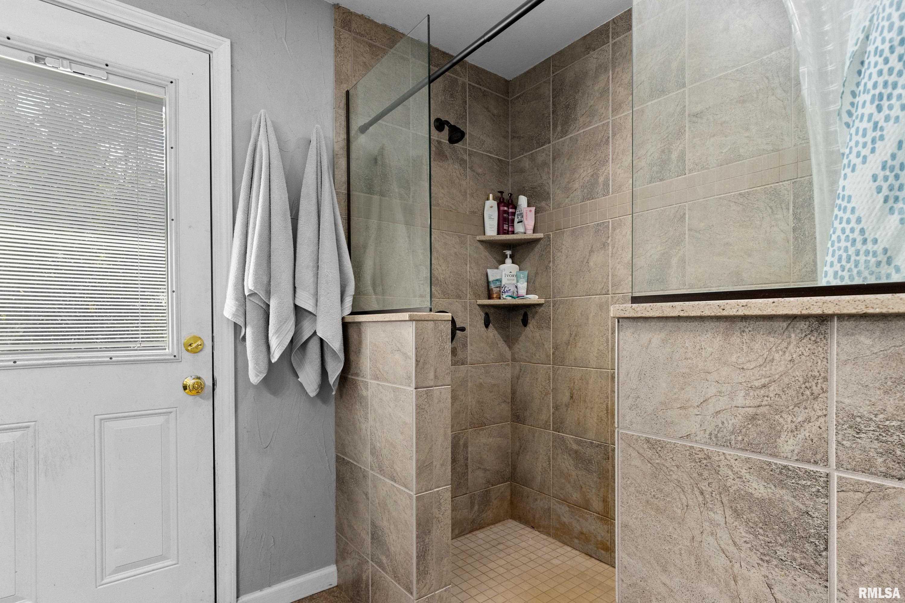 1126 East Truitt Road Chillicothe, IL 61523 - Photo 26 of 38