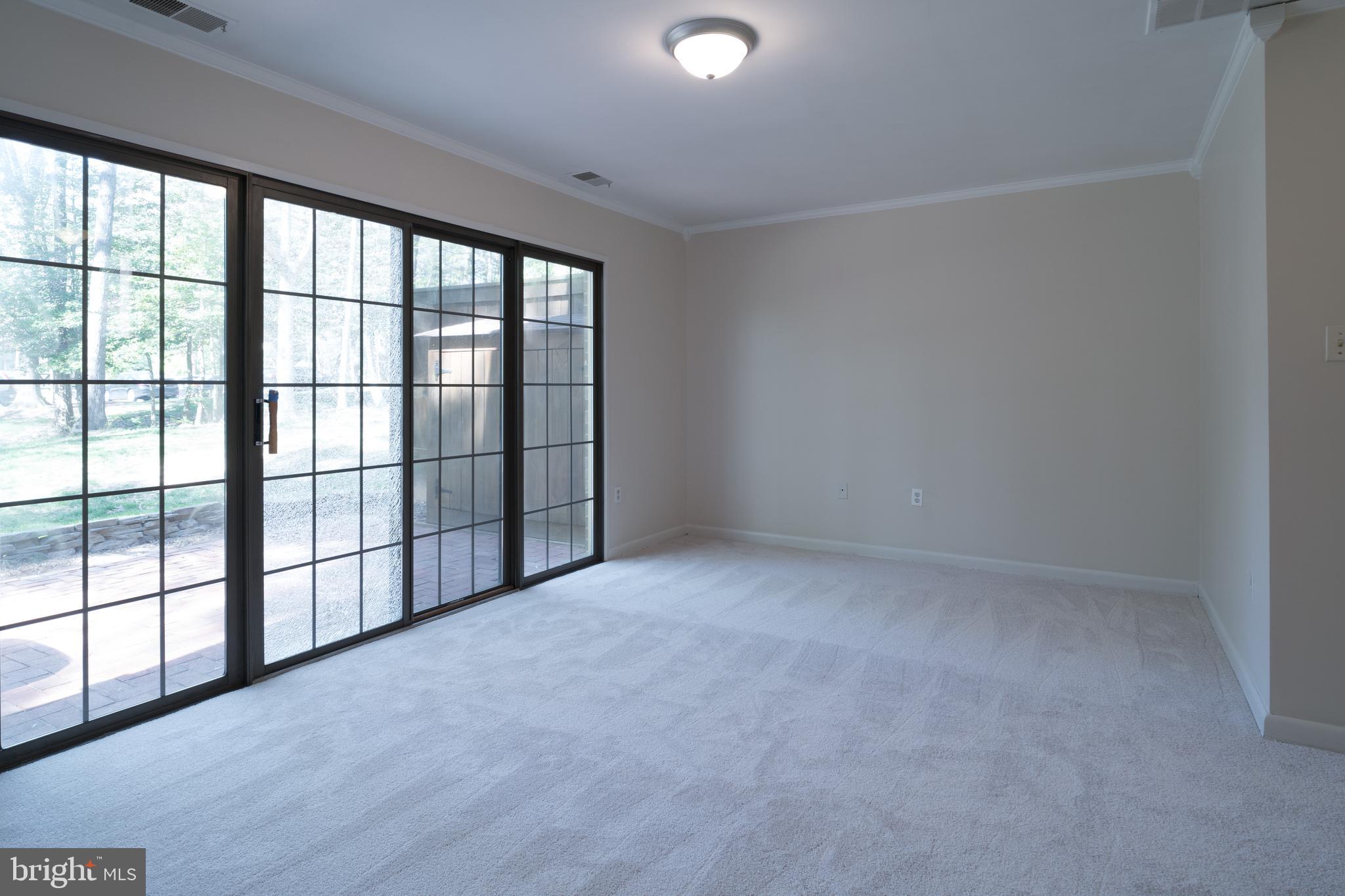 2038 Headlands Circle Reston, VA 20191 - Photo 47 of 56 Gallery Image 47
