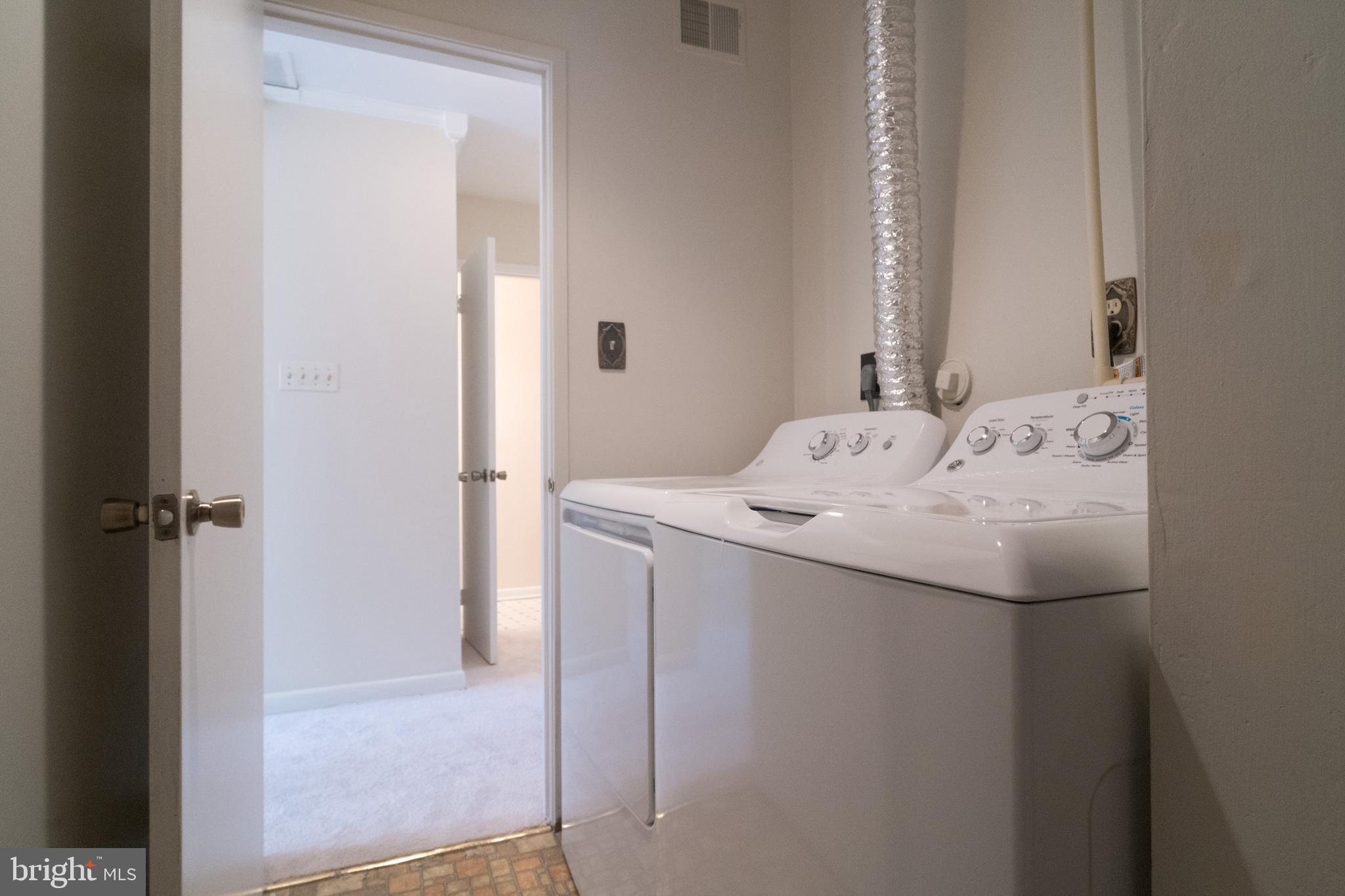 2038 Headlands Circle Reston, VA 20191 - Photo 52 of 56 Gallery Image 52