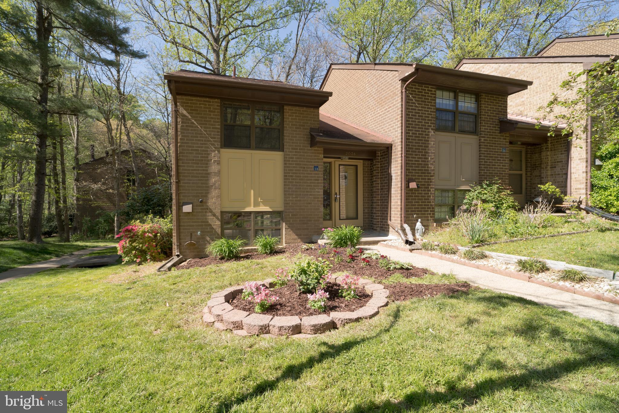 2038 Headlands Circle Reston, VA 20191 - Photo 55 of 56 Gallery Image 55