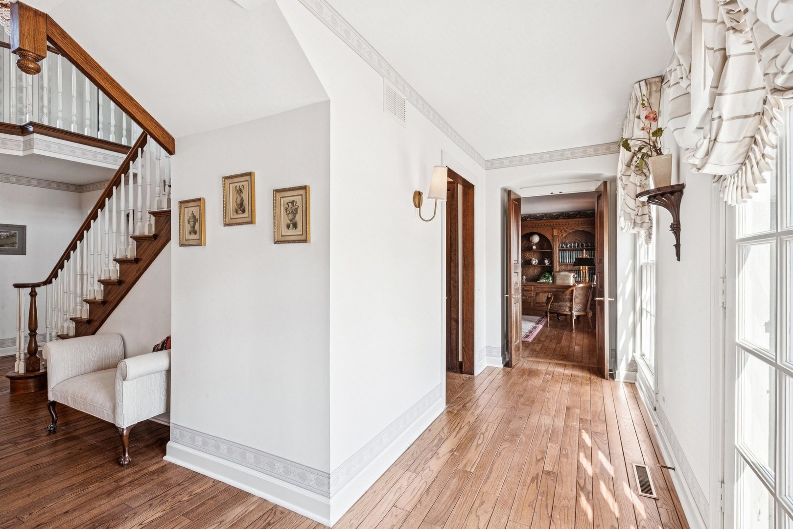 545 West Windsor Road Inverness, IL 60067 - Photo 11 of 92