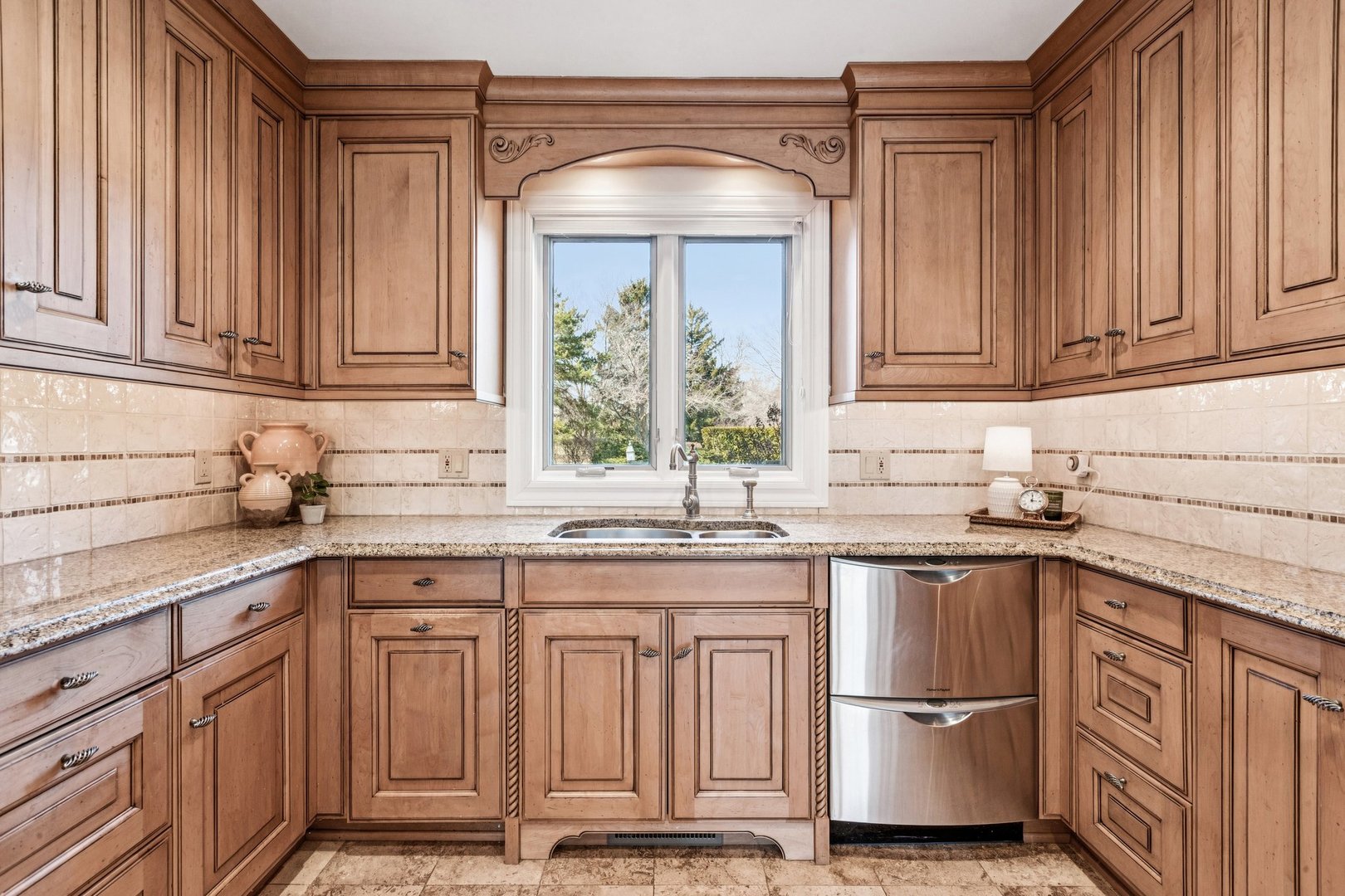 545 West Windsor Road Inverness, IL 60067 - Photo 18 of 92