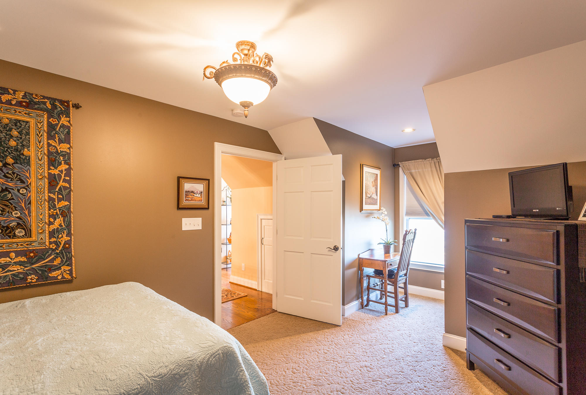 270 Aviator Drive Rising Fawn, GA 30738 - Photo 33 of 46 Upper level bedroom