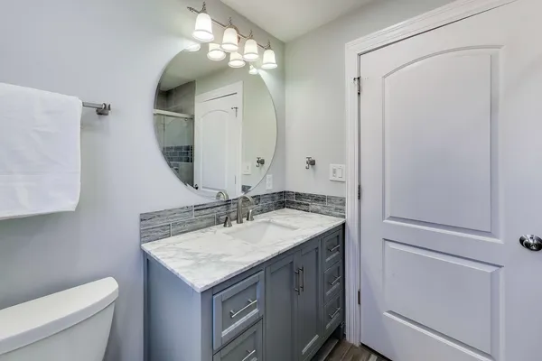 $450,000 | 8407 North Olcott Avenue, Niles, IL 60714