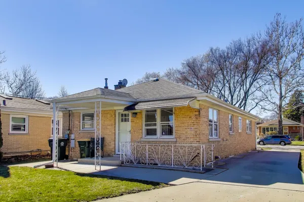 $450,000 | 8407 North Olcott Avenue, Niles, IL 60714