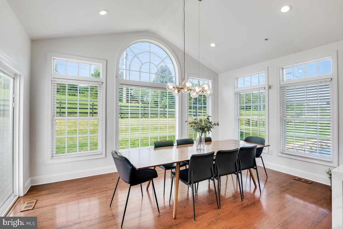 13134 Brandon Way Road Darnestown, MD 20878 - Photo 19 of 69 Breakfast Area
