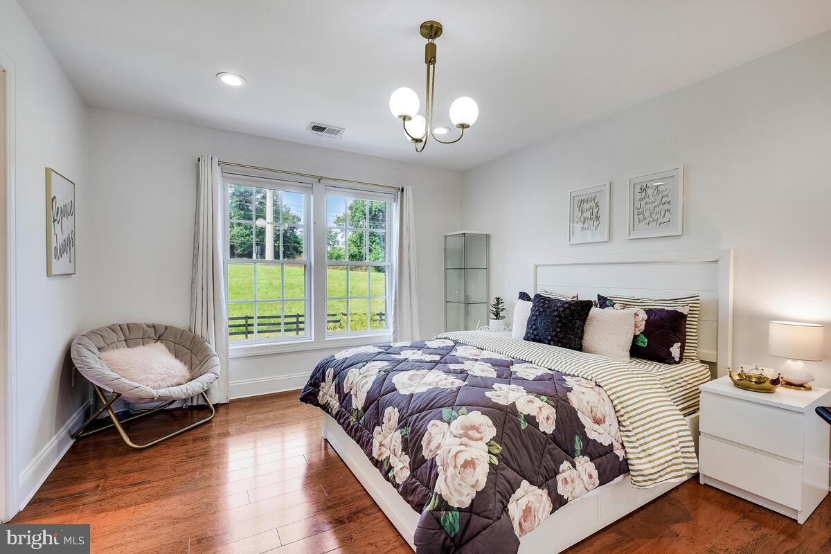 13134 Brandon Way Road Darnestown, MD 20878 - Photo 36 of 69 Bedroom 3