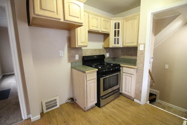 $109,900 | 20253 Washtenaw Street, Harper Woods, MI 48225