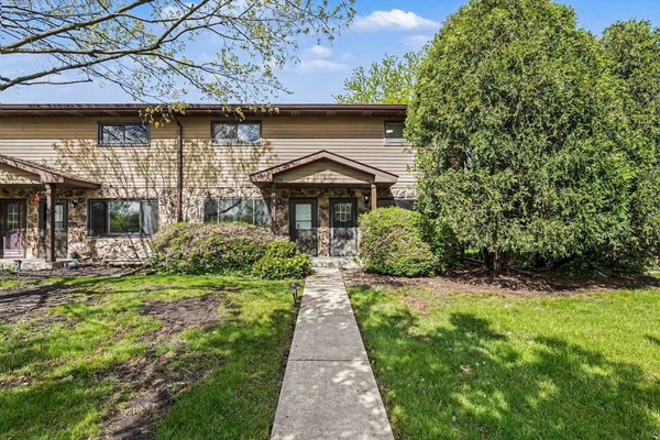 $281,000 | 151 Ruga Court, Addison, IL 60101