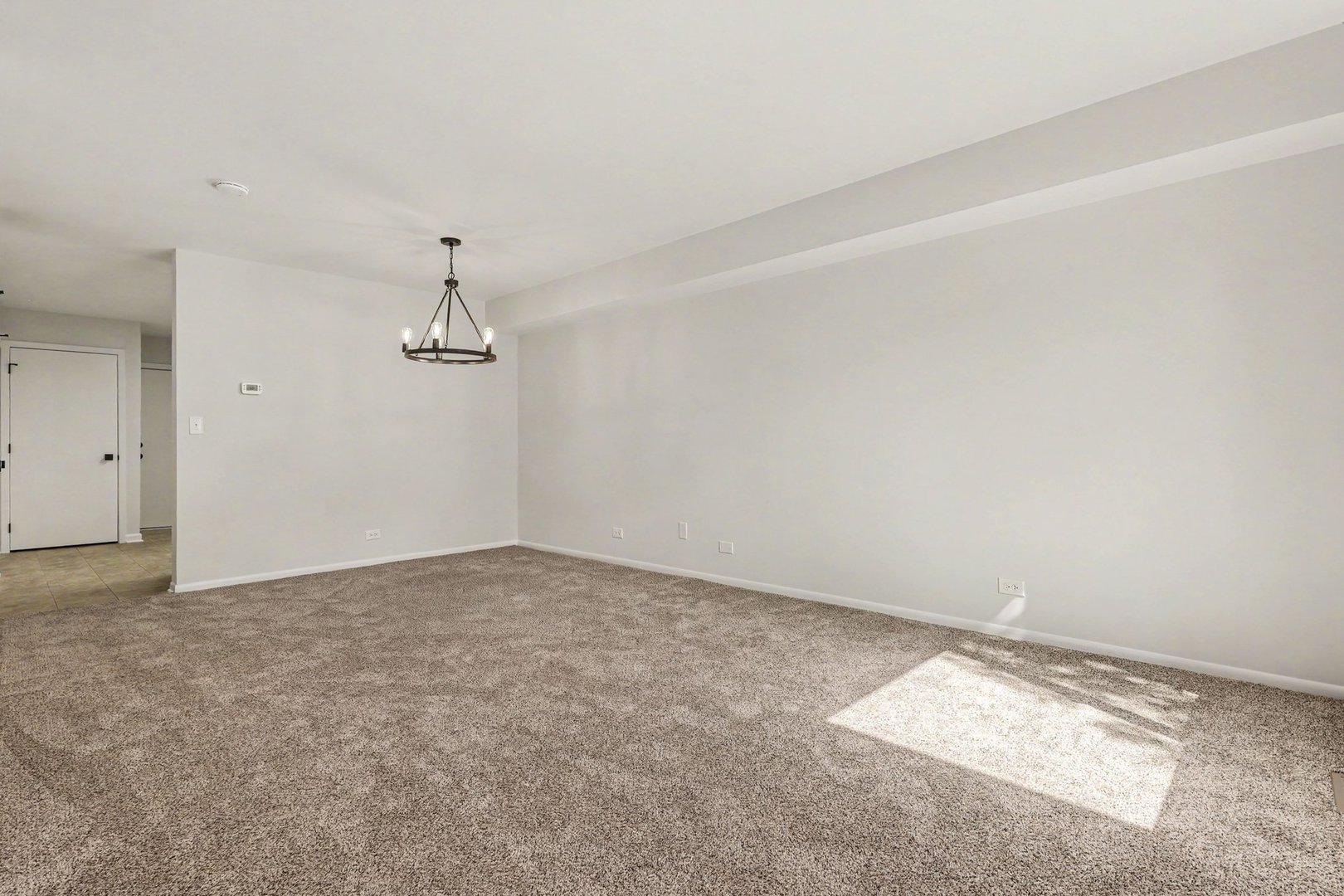 151 Ruga Court Addison, IL 60101 - Photo 6 of 16