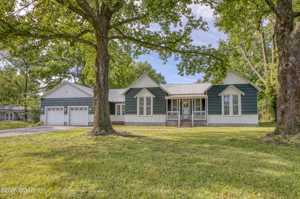 $294,749 | 302 East Market Street, Diamond, MO 64840