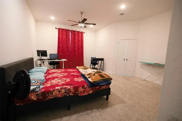 $2,300 | 1008 Old Vine Road, Brenham, TX 77833