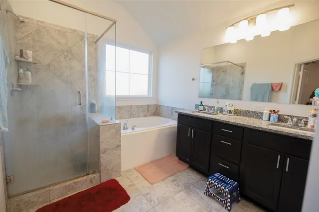 $2,300 | 1008 Old Vine Road, Brenham, TX 77833