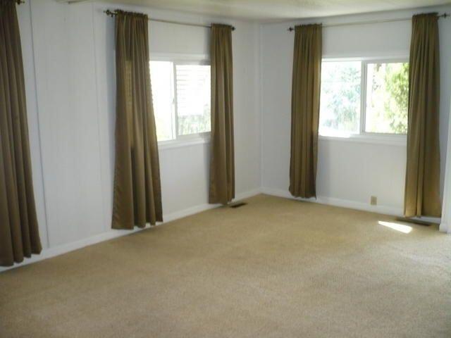 20140 Old Alturas Road Redding, CA 96003 - Photo 5 of 12 Living Room