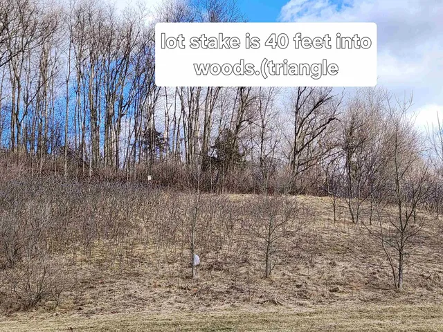 $99,000 | 3021 Handel Street, Black Earth, WI 53515