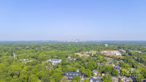 $840,000 | 3538 Saker Lane, Charlotte, NC 28211