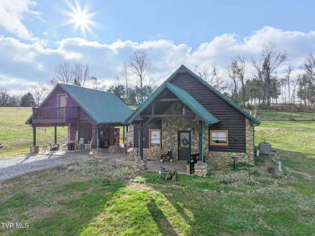 $489,900 | 1345 Midway Road, Midway, TN 37809