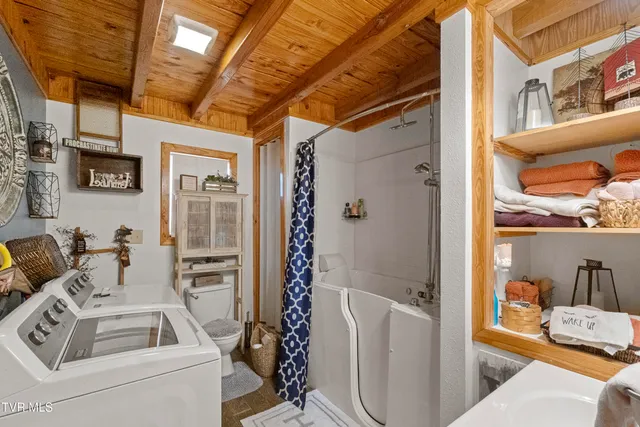 $489,900 | 1345 Midway Road, Midway, TN 37809