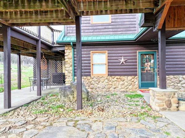 $464,900 | 1345 Midway Road, Midway, TN 37809