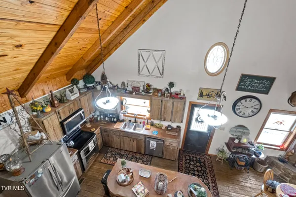 $464,900 | 1345 Midway Road, Midway, TN 37809