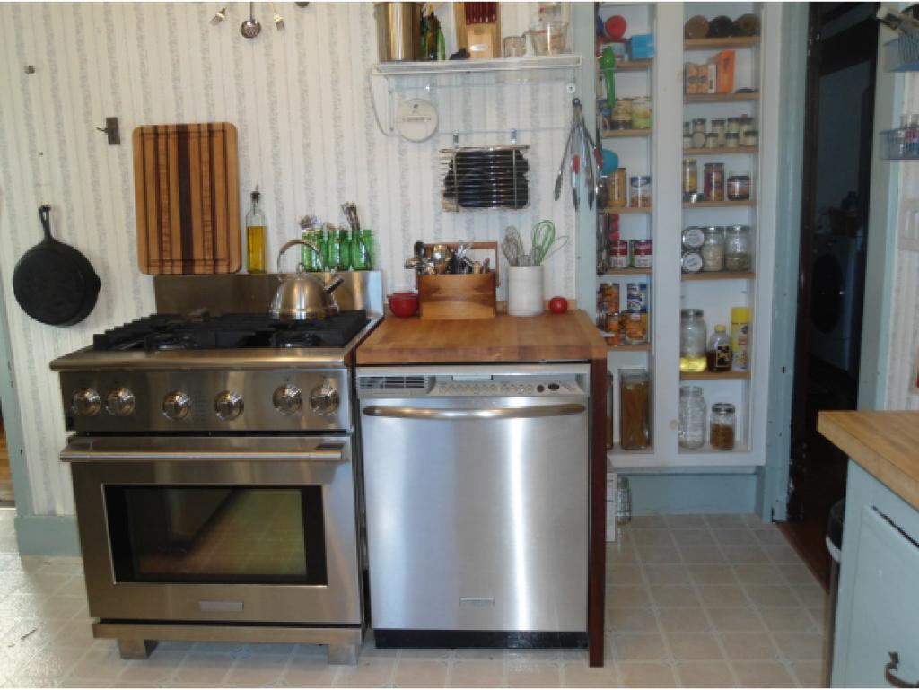 16 Deer Street Rutland, VT 05701 - Photo 7 of 22
